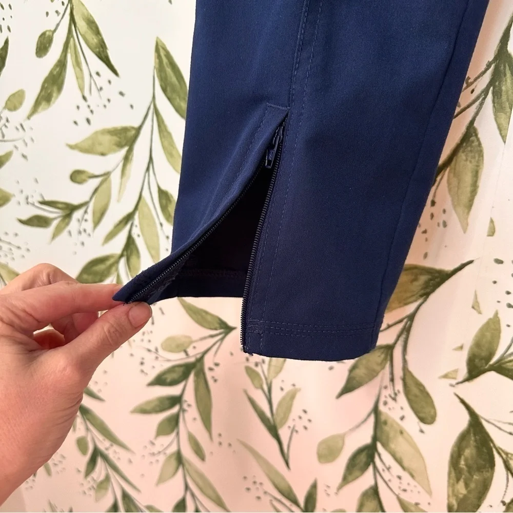 Dickies Elastic Waist Ankle Zip Scrub Pants. Navy. Small.